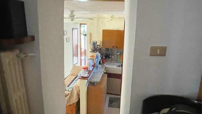 Image No.20-2 Bed Townhouse for sale