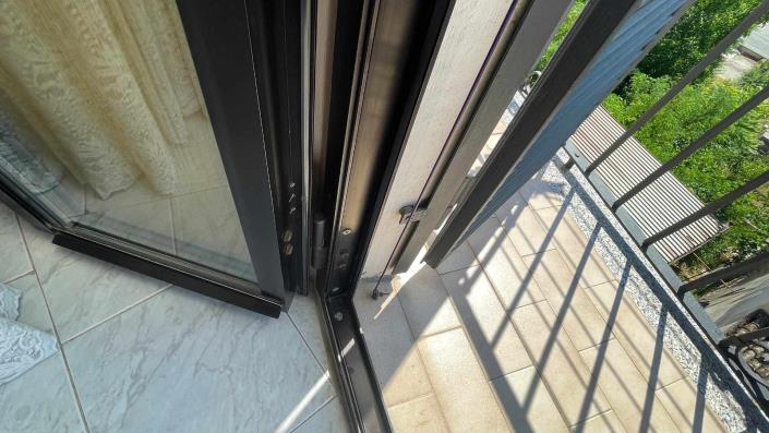 Image No.25-2 Bed Townhouse for sale