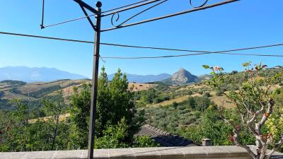 1 - Brittoli, Country Property