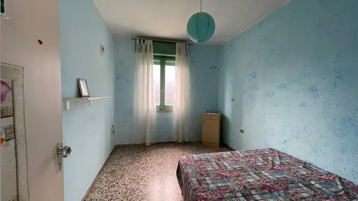 Image No.11-2 Bed Country House for sale