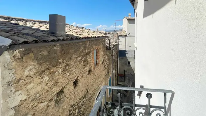 Image No.16-2 Bed Townhouse for sale
