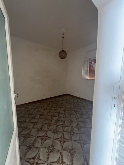 Image No.13-2 Bed House for sale