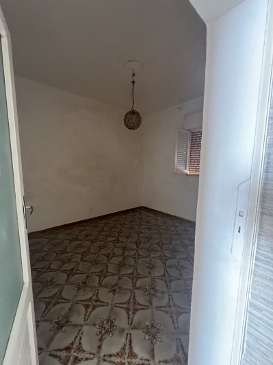Image No.14-2 Bed House for sale
