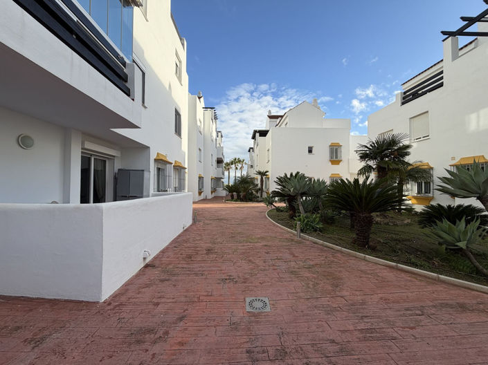 Image No.10-Appartement de 2 chambres à vendre à Estepona