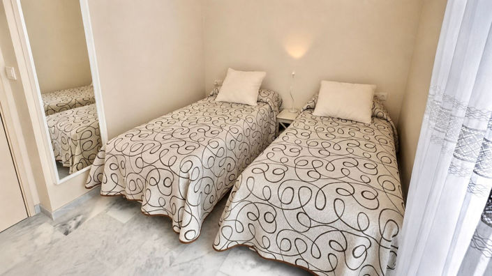 Image No.18-2 Bed Apartment for sale