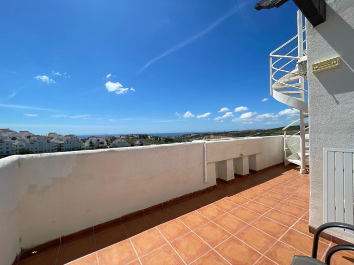 Image No.8-Appartement de 2 chambres à vendre à Estepona