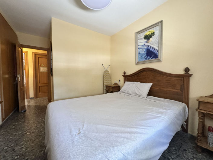 Image No.14-3 Bed Apartment for sale
