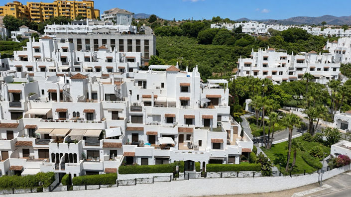 Image No.18-2 Bed Apartment for sale