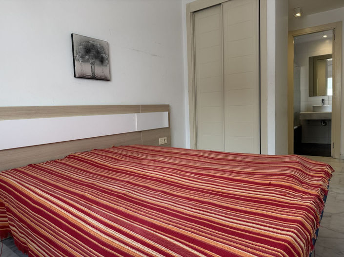 Image No.17-2 Bed Apartment for sale