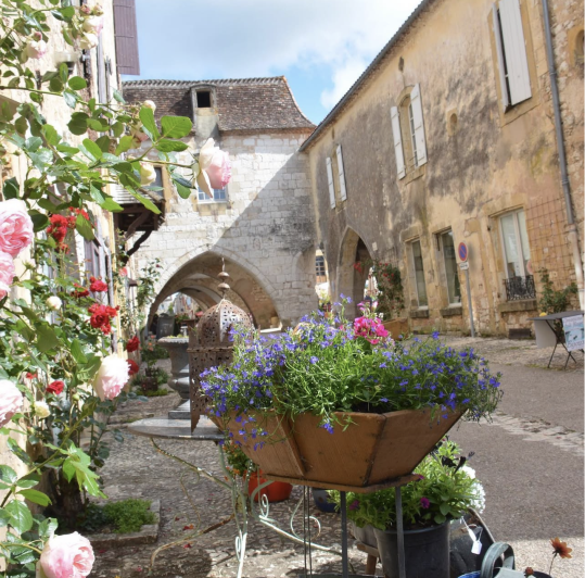 Image No.37-2 Bed Village House for sale
