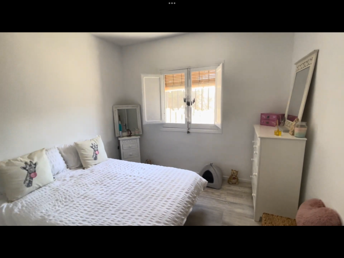 Image No.26-4 Bed House/Villa for sale