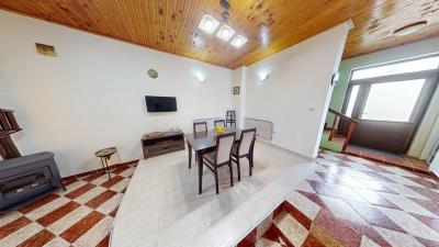 House-Poroi-04102025_093857