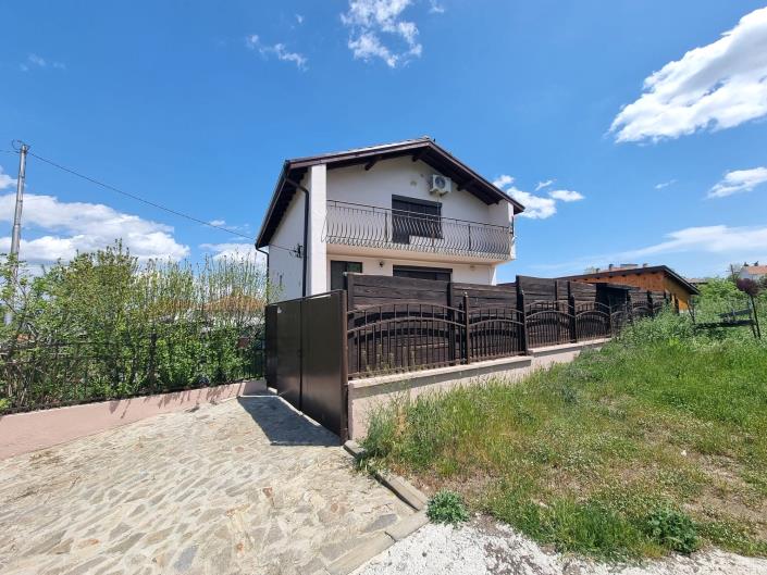 Image No.2-3 Bed House/Villa for sale
