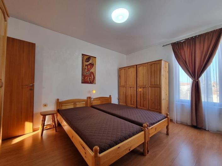 Image No.10-2 Bed House/Villa for sale