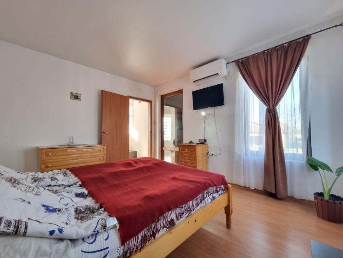 Image No.9-2 Bed House/Villa for sale