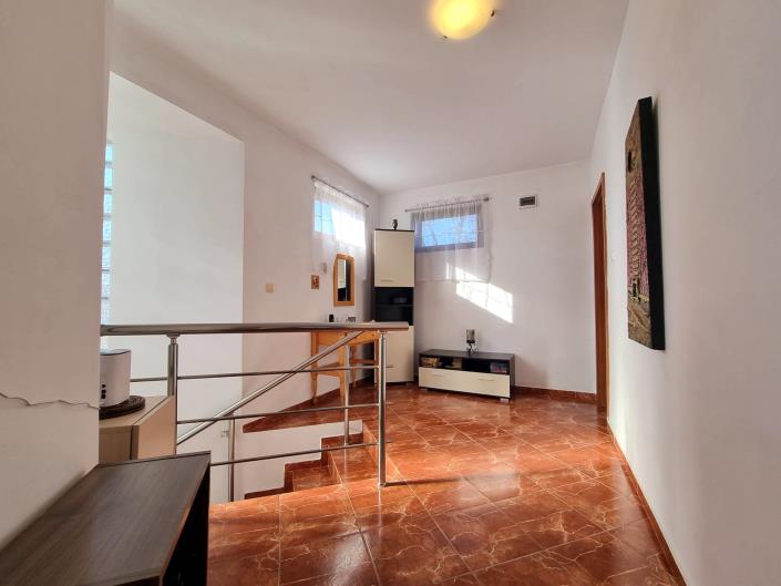 Image No.12-2 Bed House/Villa for sale
