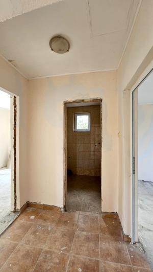 Image No.9-2 Bed House/Villa for sale