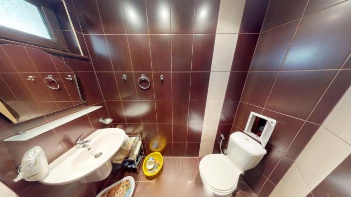 Image No.9-2 Bed Townhouse for sale