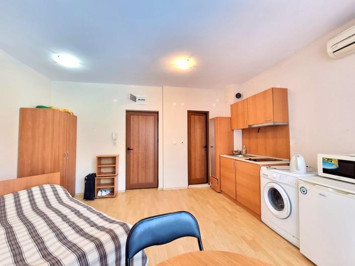 Image No.6-Studio for sale