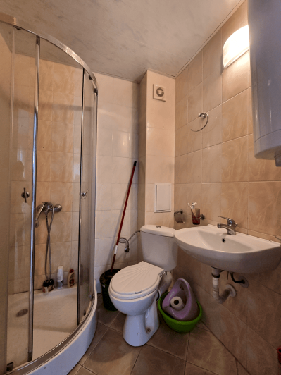 Image No.8-Studio for sale