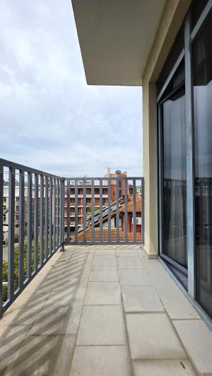 Image No.8-Studio for sale
