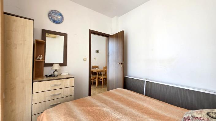 Image No.10-1 Bed Apartment for sale