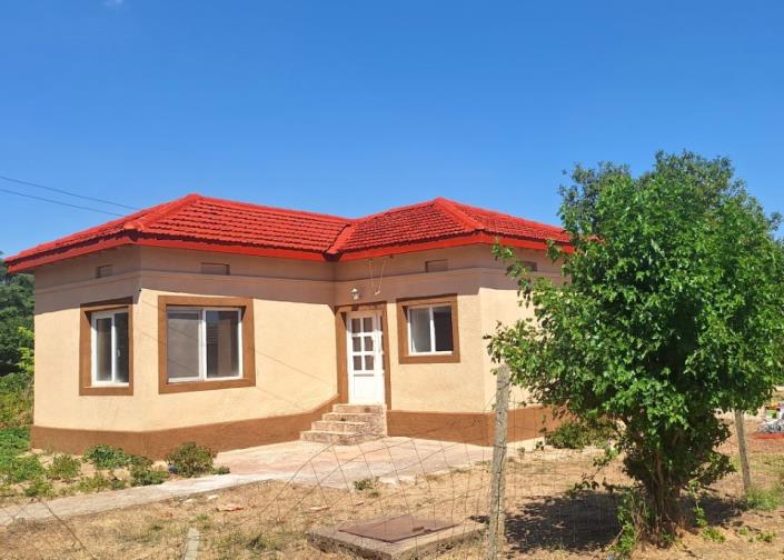 Image No.2-2 Bed Country House for sale