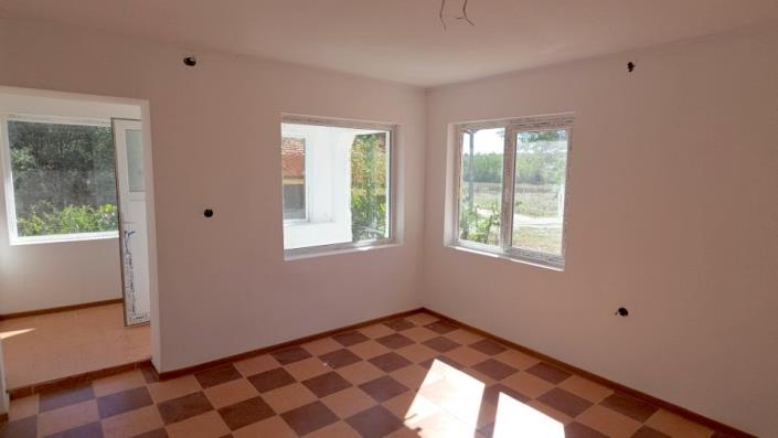 Image No.11-3 Bed Country House for sale