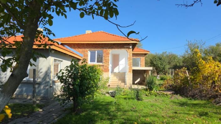 Image No.16-3 Bed Country House for sale