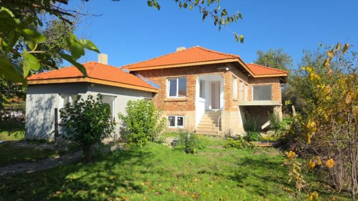 Image No.17-3 Bed Country House for sale