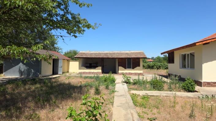 Image No.4-2 Bed Country House for sale