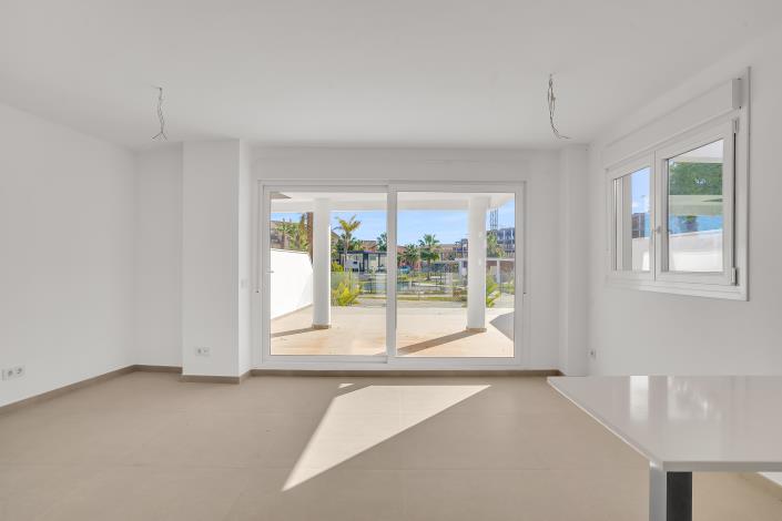 Image No.6-2 Bed Apartment for sale