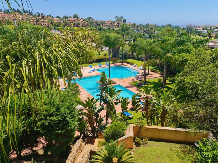 Image No.2-Appartement de 2 chambres à vendre à Estepona