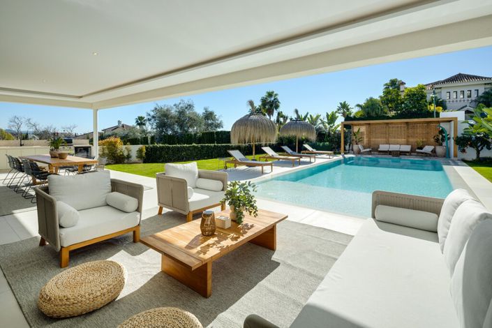 Image No.14-5 Bed Villa for sale