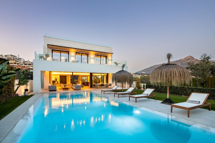Image No.29-5 Bed Villa for sale