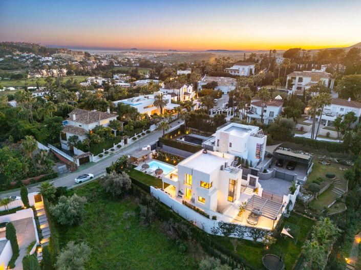 Image No.5-5 Bed Villa for sale