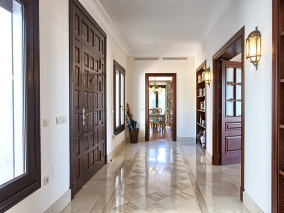 Image No.29-5 Bed Villa for sale
