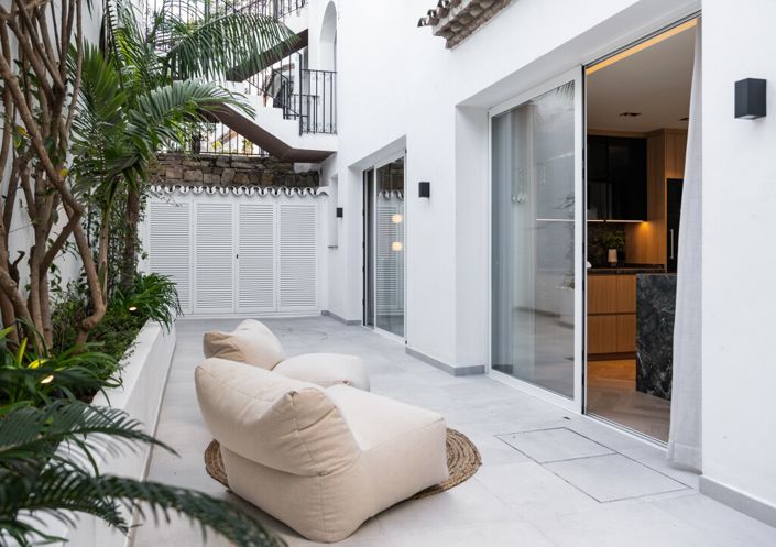 Image No.44-3 Bed Townhouse for sale