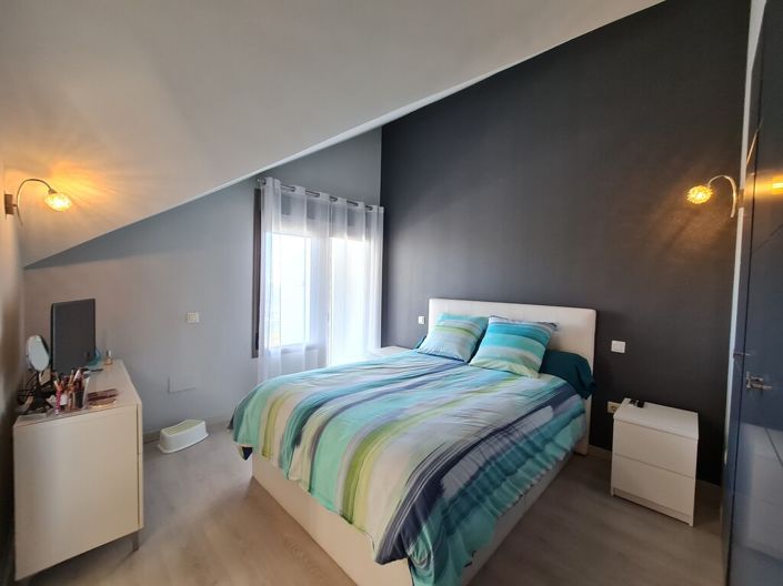 Image No.24-2 Bed Property for sale
