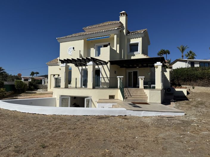Image No.9-5 Bed Villa for sale