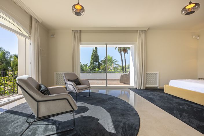 Image No.21-5 Bed Villa for sale