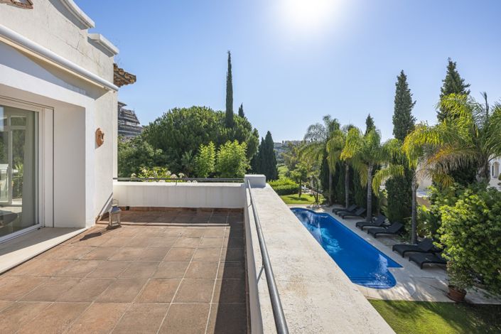 Image No.26-5 Bed Villa for sale