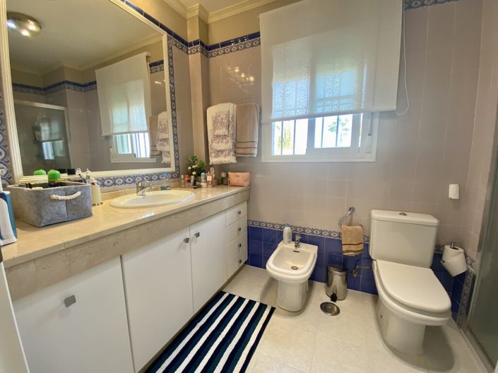 Image No.39-3 Bed Apartment for sale