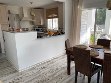 Garden Kitchen