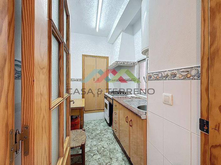 Image No.13-4 Bed Townhouse for sale