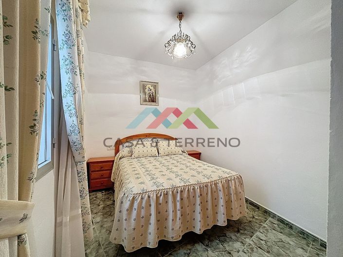 Image No.22-4 Bed Townhouse for sale