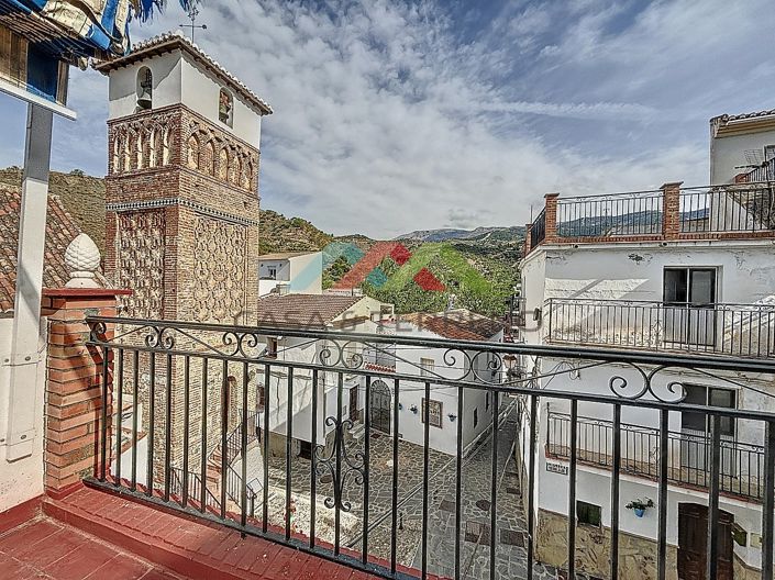 Image No.29-4 Bed Townhouse for sale