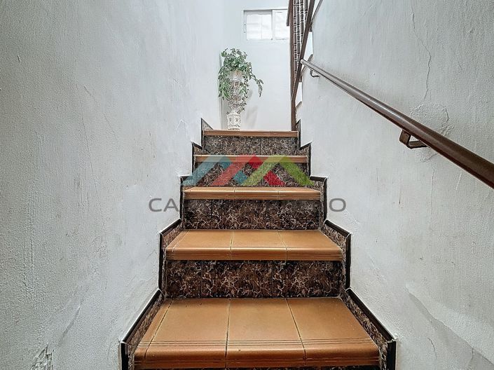 Image No.15-3 Bed Townhouse for sale
