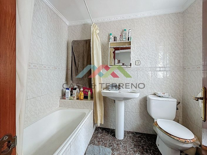 Image No.23-3 Bed Townhouse for sale