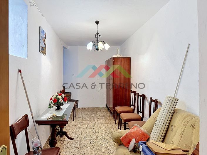 Image No.6-3 Bed Townhouse for sale